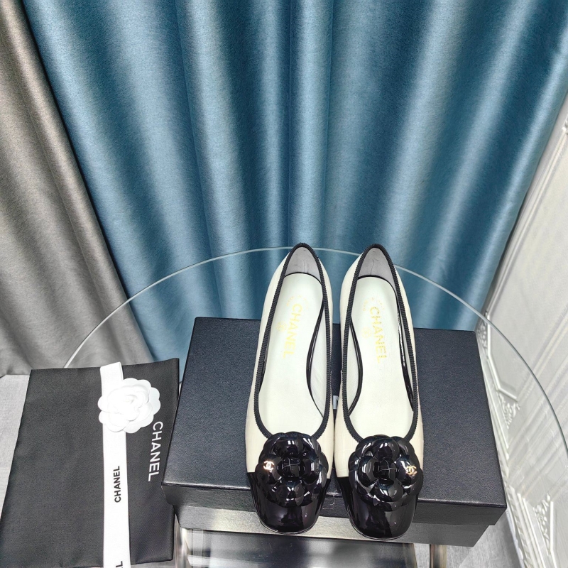 Ch*el high heels